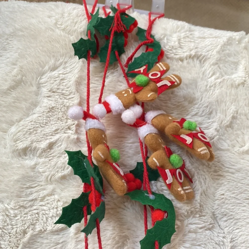 Gingerbread Gardland